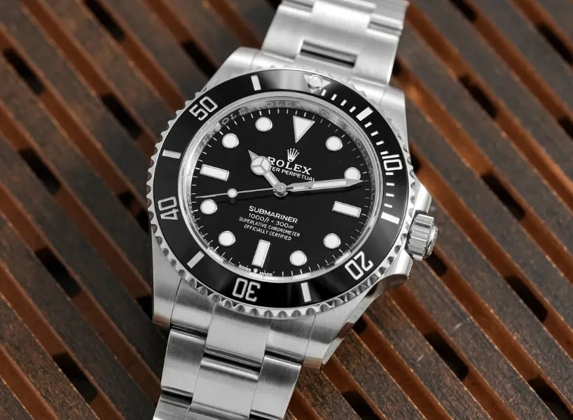 勞力士投資推薦-Submariner 124060 無日曆黑水鬼