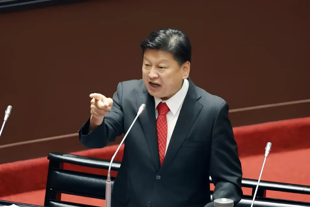 傅崐萁罷免原因:捲入司法爭議、親中立場、主導國會暴力與黑箱立法
