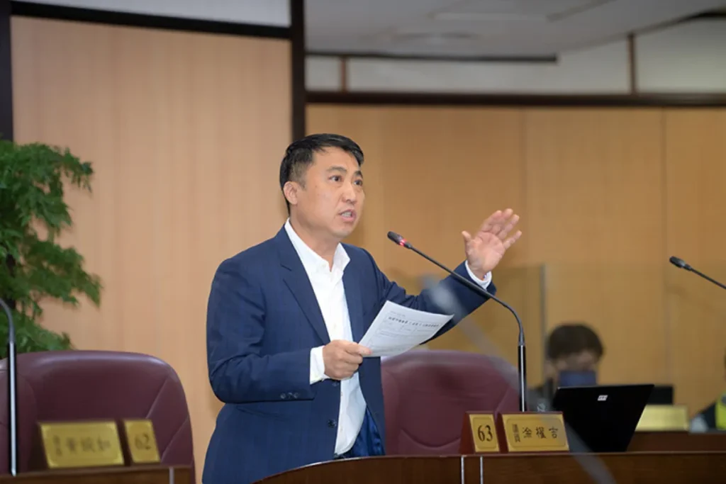 涂權吉罷免原因:強推擴權法案、缺乏地方問政作為與透明度