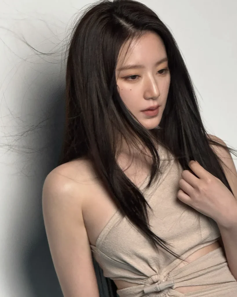 舒華(i-dle)