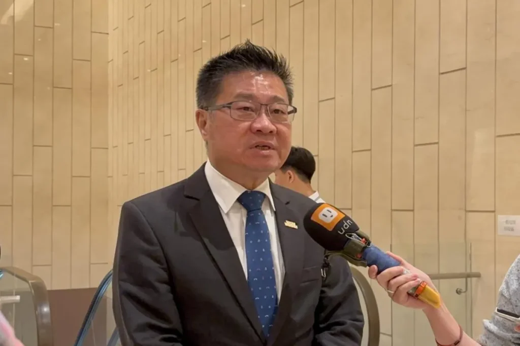 衛福部次長呂建德力挺邱泰源