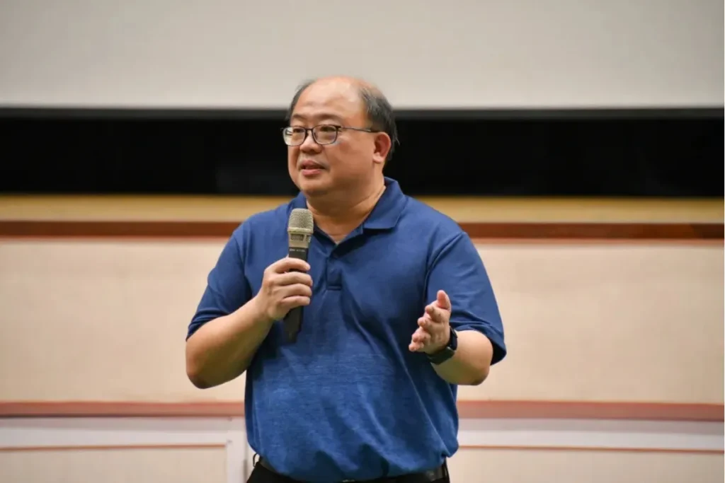 我們六個大哥林作賢前往花蓮縣仁化國中分享的自身經歷