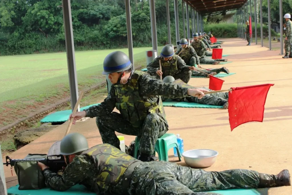 成功嶺 9/22 發生一起打靶意外導致邵姓新兵左眼掉落緊急送醫