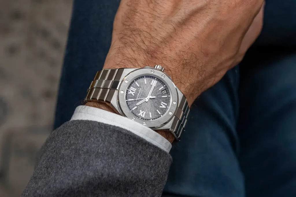 2025 名錶推薦：Chopard Alpine Eagle / 圖片取自網路
