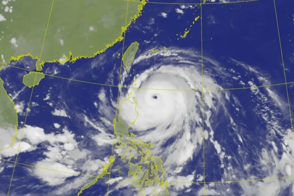 樺加沙颱風動態衛星雲圖