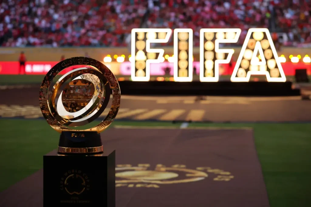 截至 2025 年 11 月已有 42 支隊伍登錄 2026世足晉級名單