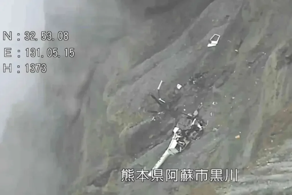 阿蘇火山直升機墜機,殘骸被發現靠近火山口