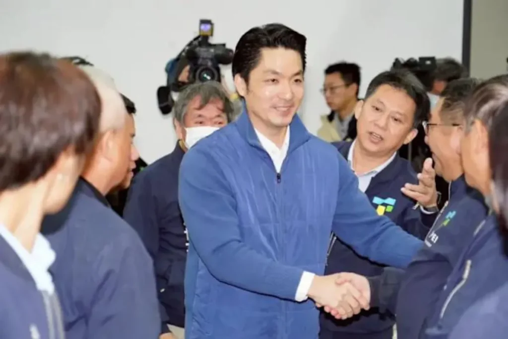 營養午餐免費蔣萬安打響第一槍