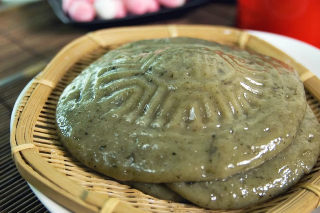 台灣清明節習俗吃草仔粿