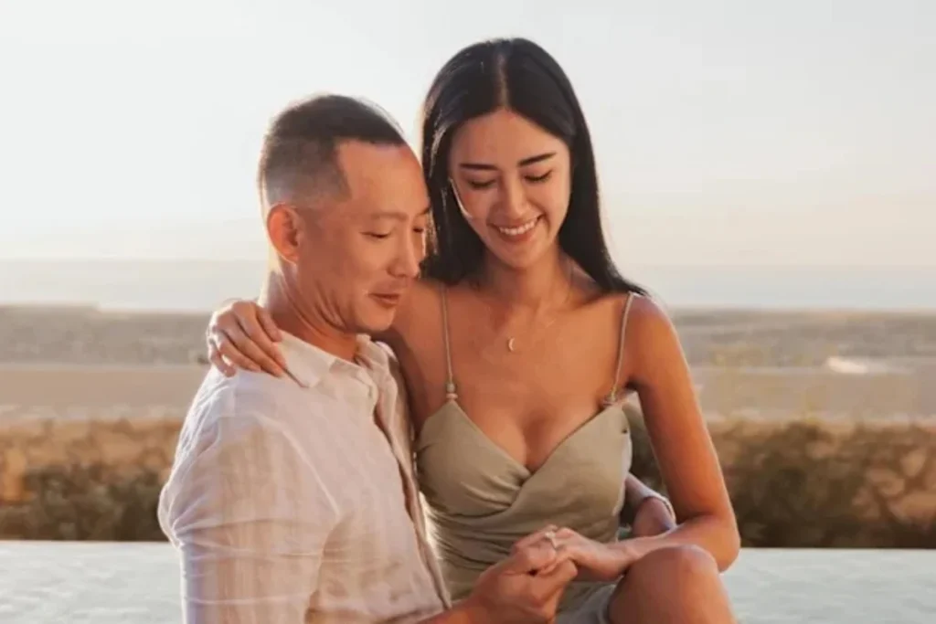 譚以欣徐子翔兩人因友人結識，交往半年後結婚