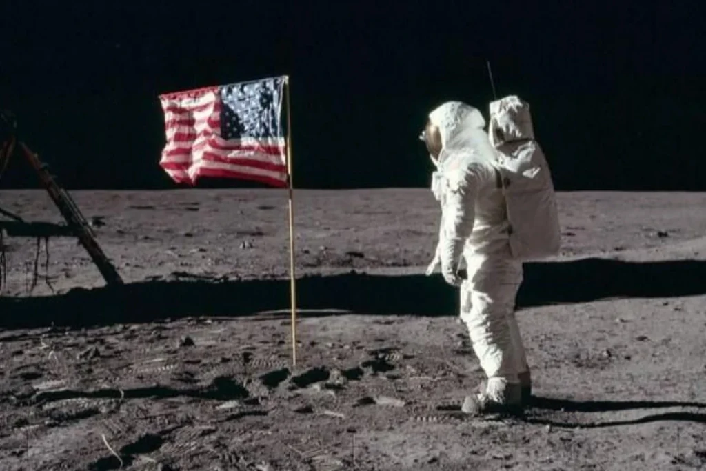 2027 世界太空週主題預告：To the Moon
