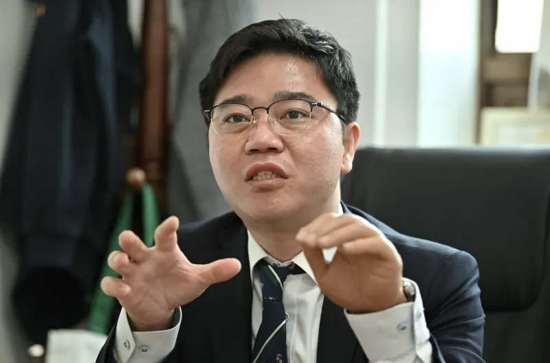 南韓前議員池成浩